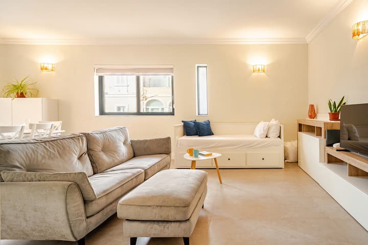 10 mins to Valletta :Ta Xbiex Modern Seaside Home