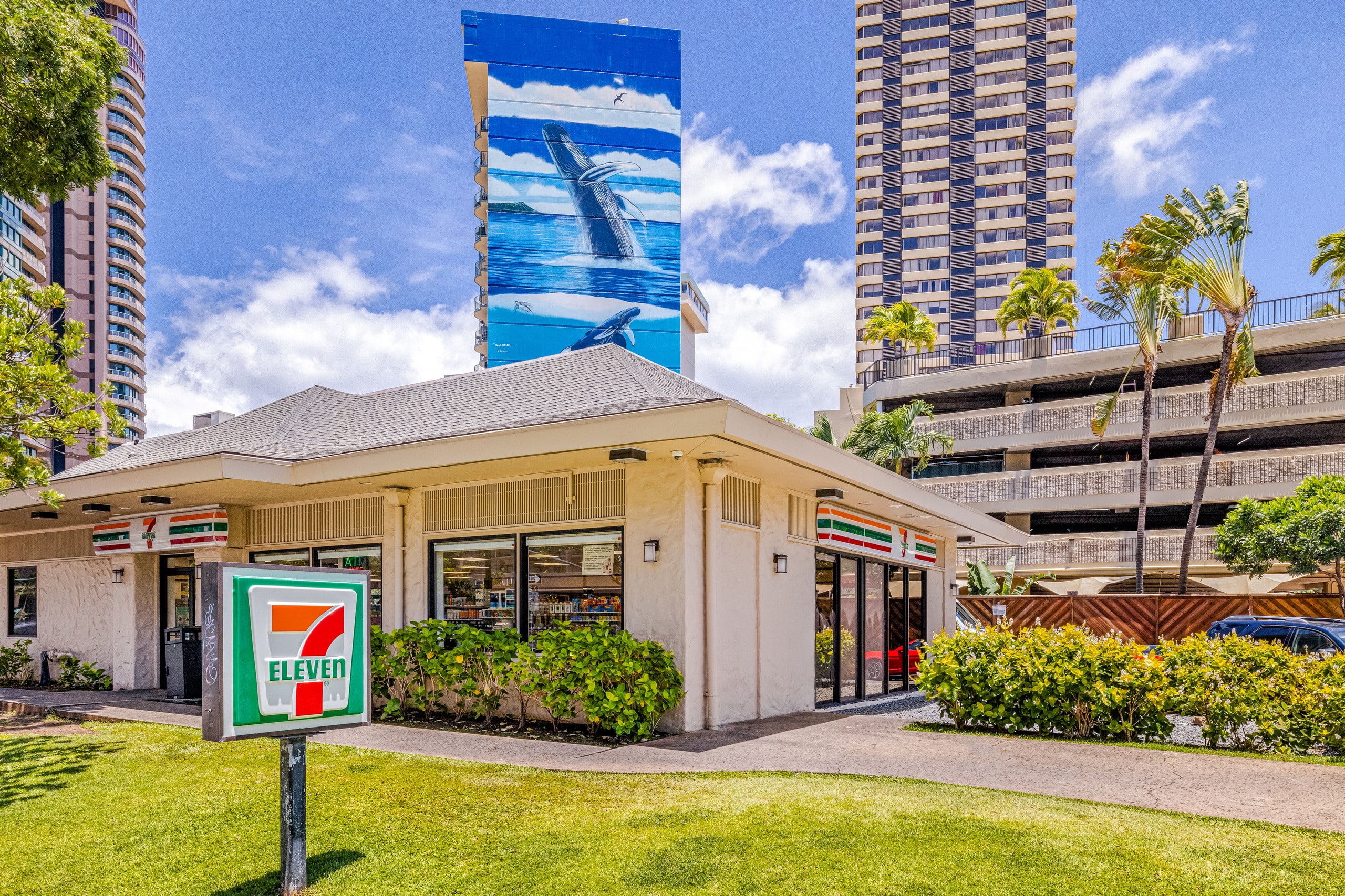 Stunning Canal & Ocean view! Waikiki Best Value - Photo 7