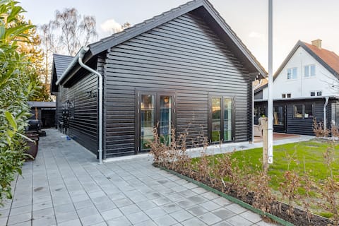 New  - near Metro in Copenhagen - 16 sleep