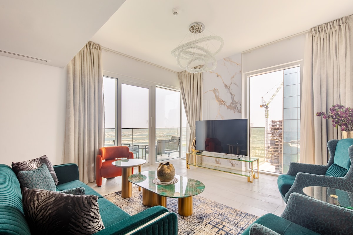 LA VIE JBR Amazing Sea & Palm Views Apartment