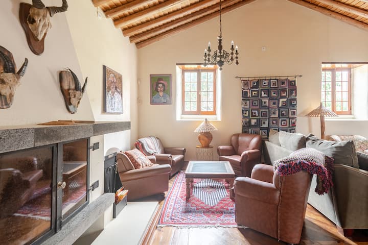 Quinta Priolo Traditional Villa in Rabo de Peixe