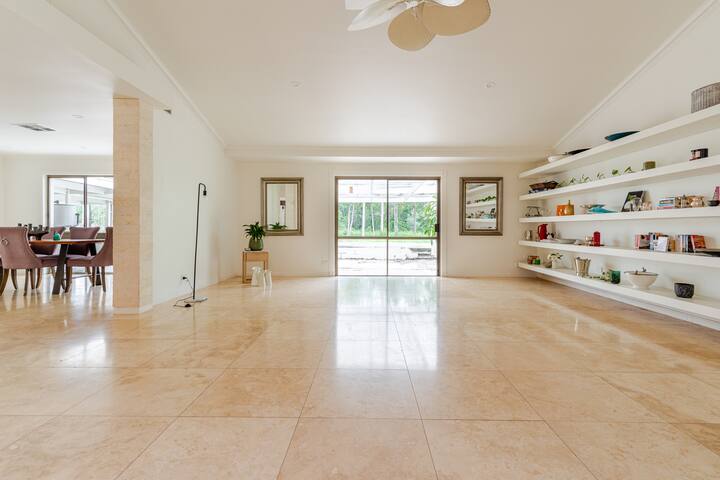 Summer by the Lake • Air-Conditioned Retreat gallery image 5