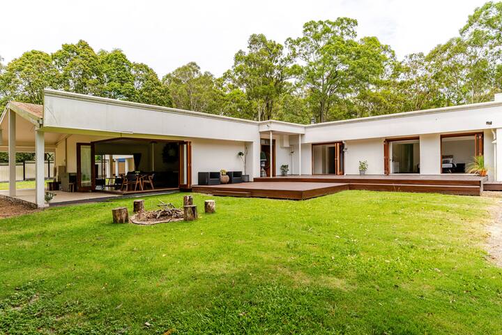 Summer by the Lake • Air-Conditioned Retreat