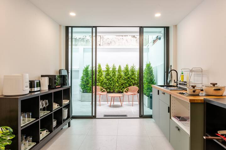 BigHouse_400m BTS SaphanTaksin_ICON Siam_Asiatique gallery image 3