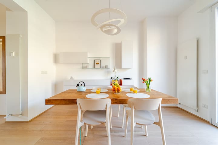 Deluxe Station Stay + 2 Balconies Casa San Pietro