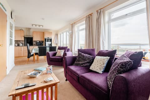 Top performing Airbnb: PuffinPatch - Beachside Cottage in The Havens