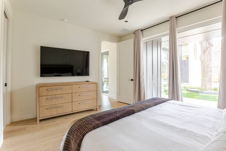 HomeLux gallery image 5