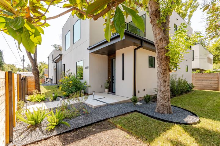 HomeLux gallery image 3