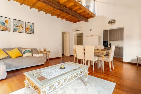 Top Airbnb: [Ferrara Prestige] Art & History in the Este Heart a Ferrara