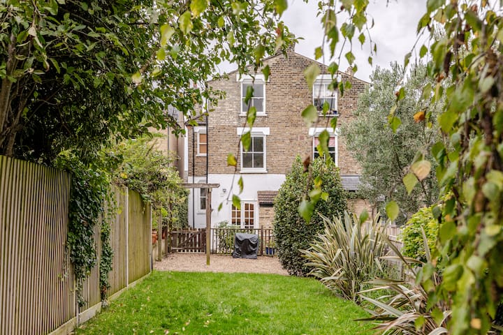 Telegraph Hill townhouse