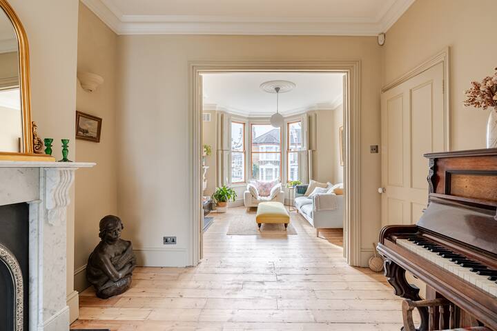 Telegraph Hill townhouse gallery image 3