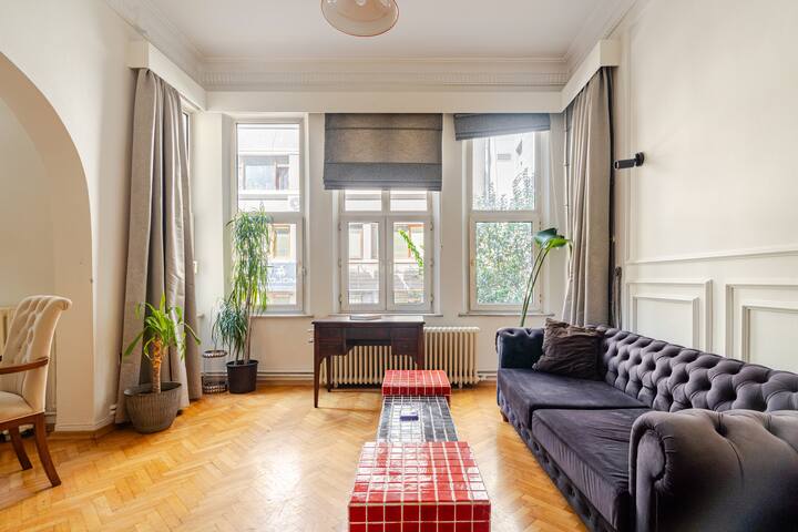 Historic 4BR, 2 min to Istiklal gallery image 3