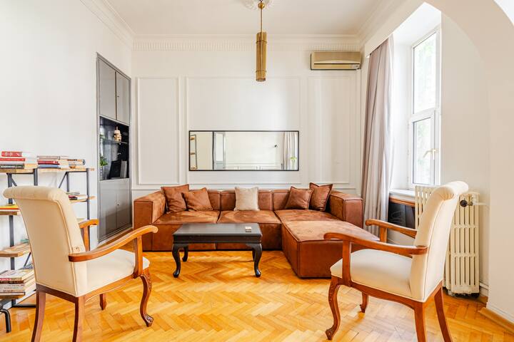 Historic 4BR, 2 min to Istiklal gallery image 4