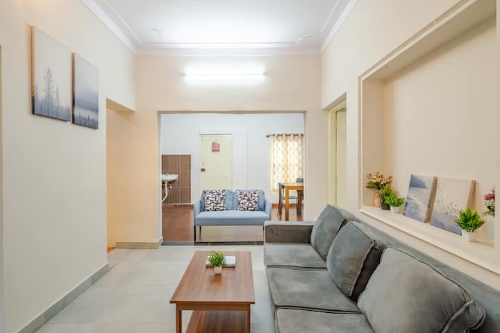 Peaceful 2bhk surrounded with Greenery & a balcony