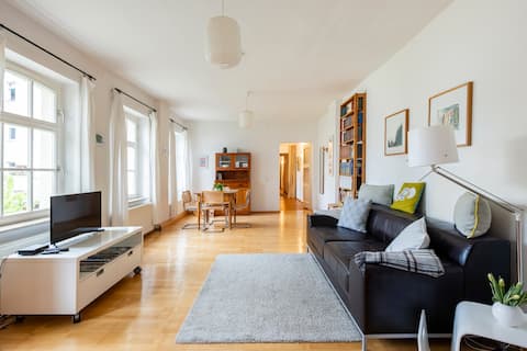 Popular Airbnb listing: Quiet oasis in the trendy district in Plagwitz