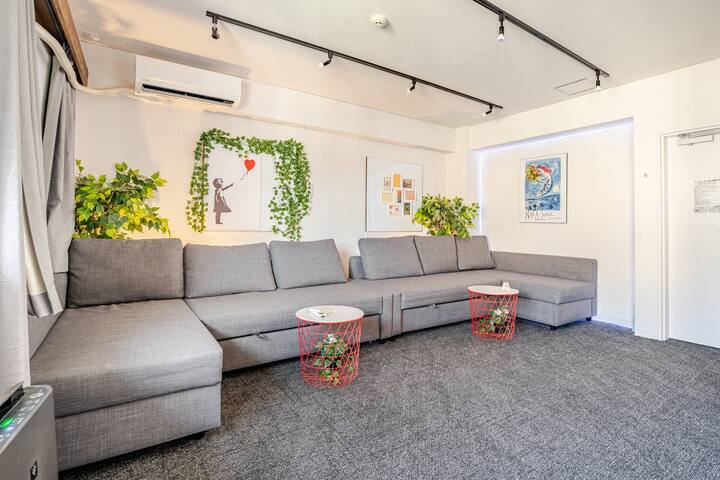 ‘5階建てビル貸切・250平米’ サウナ/カラオケ/シアター/飲み放題/50人以上OK/中野駅 gallery image 2