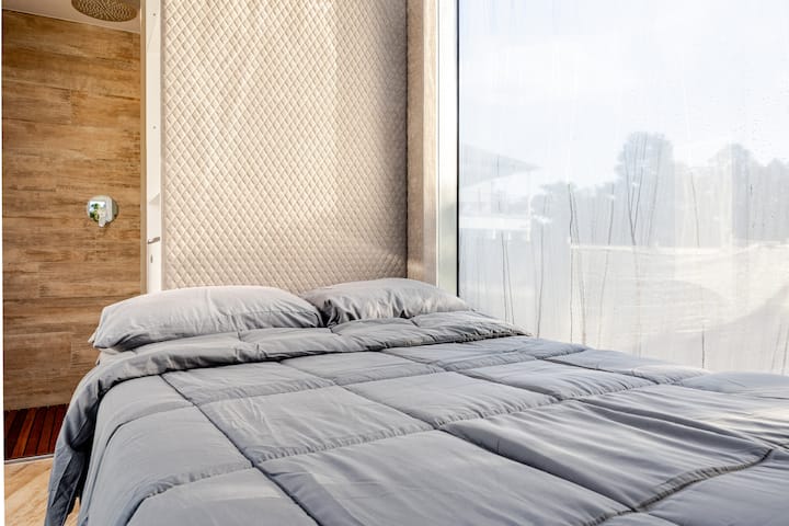 เตียงควีนไซส์กว้าง 50 "