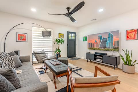 Successful Airbnb property: TexaCali | South Congress in Dawson