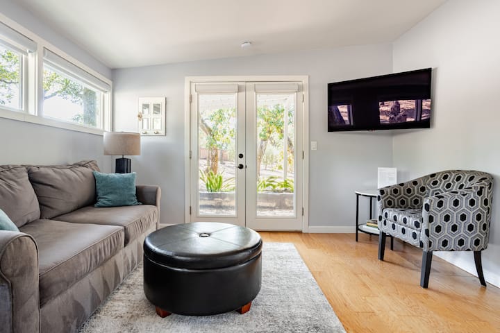 Sonoma Wine Country Cottage - Landmark Vineyards, Kenwood