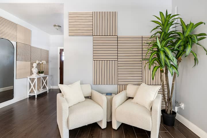 Luxury Pool Oasis/game Room/sleeps 10 - Dallas, TX