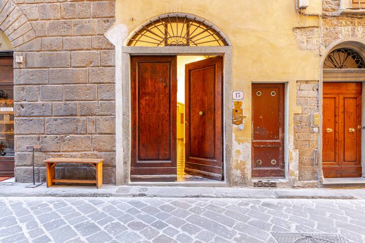 Victoria’s luxurious flat gallery image 5