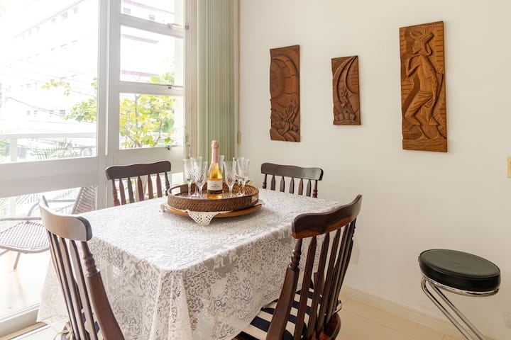 Apt. Amplo Para Família E Amigos - Guarujá