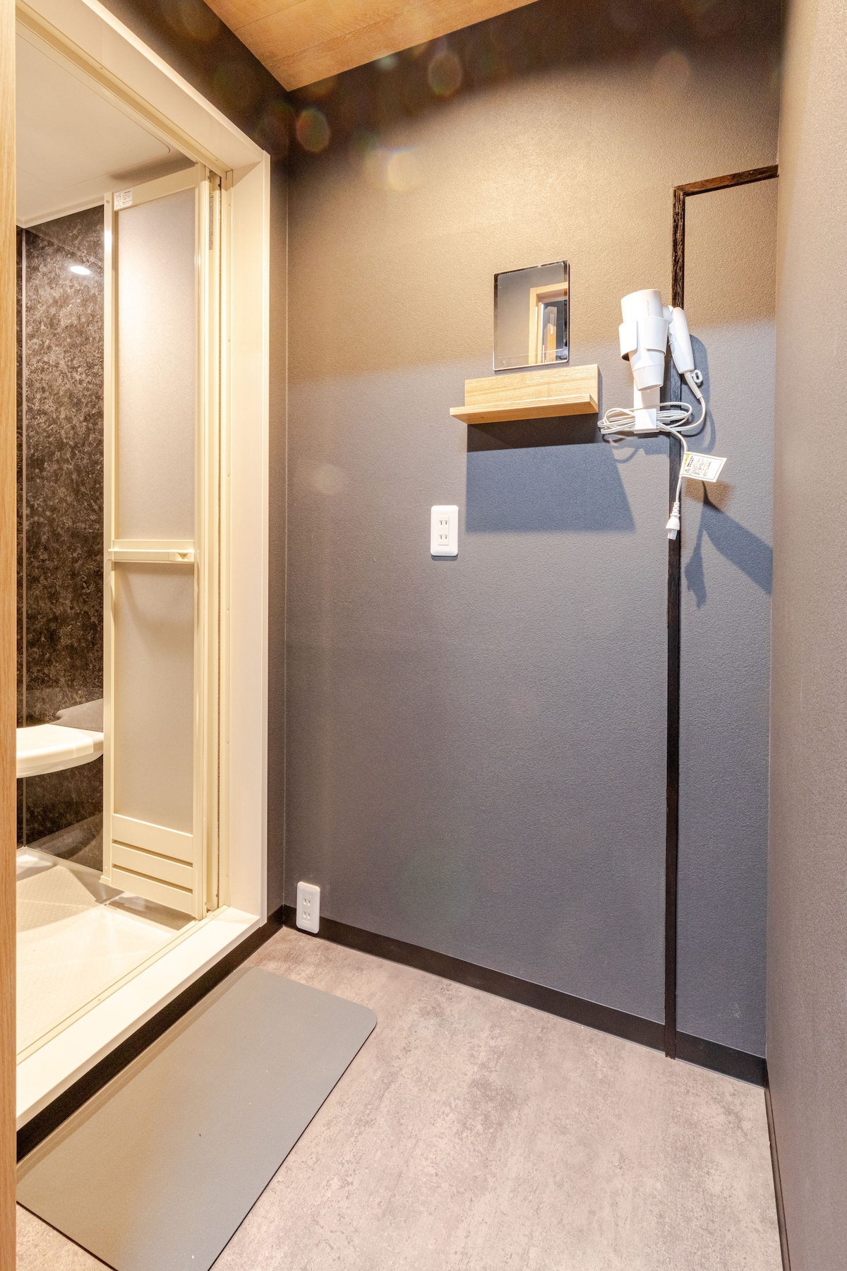 en stay006】The Secret Base Room (Private Rental