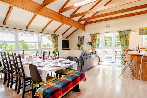 Stunning 7BR Gdn Villa-Sleeps25-LochLomond|Glasgow