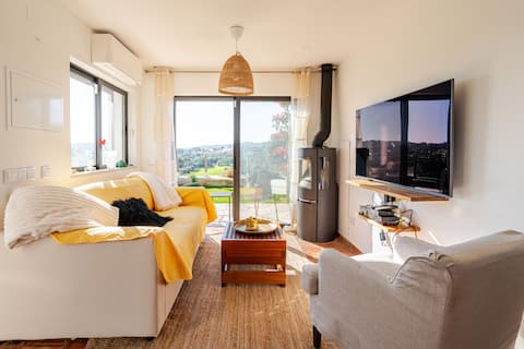 Popular Airbnb listing: Casa 3 limões in São Brás De Alportel