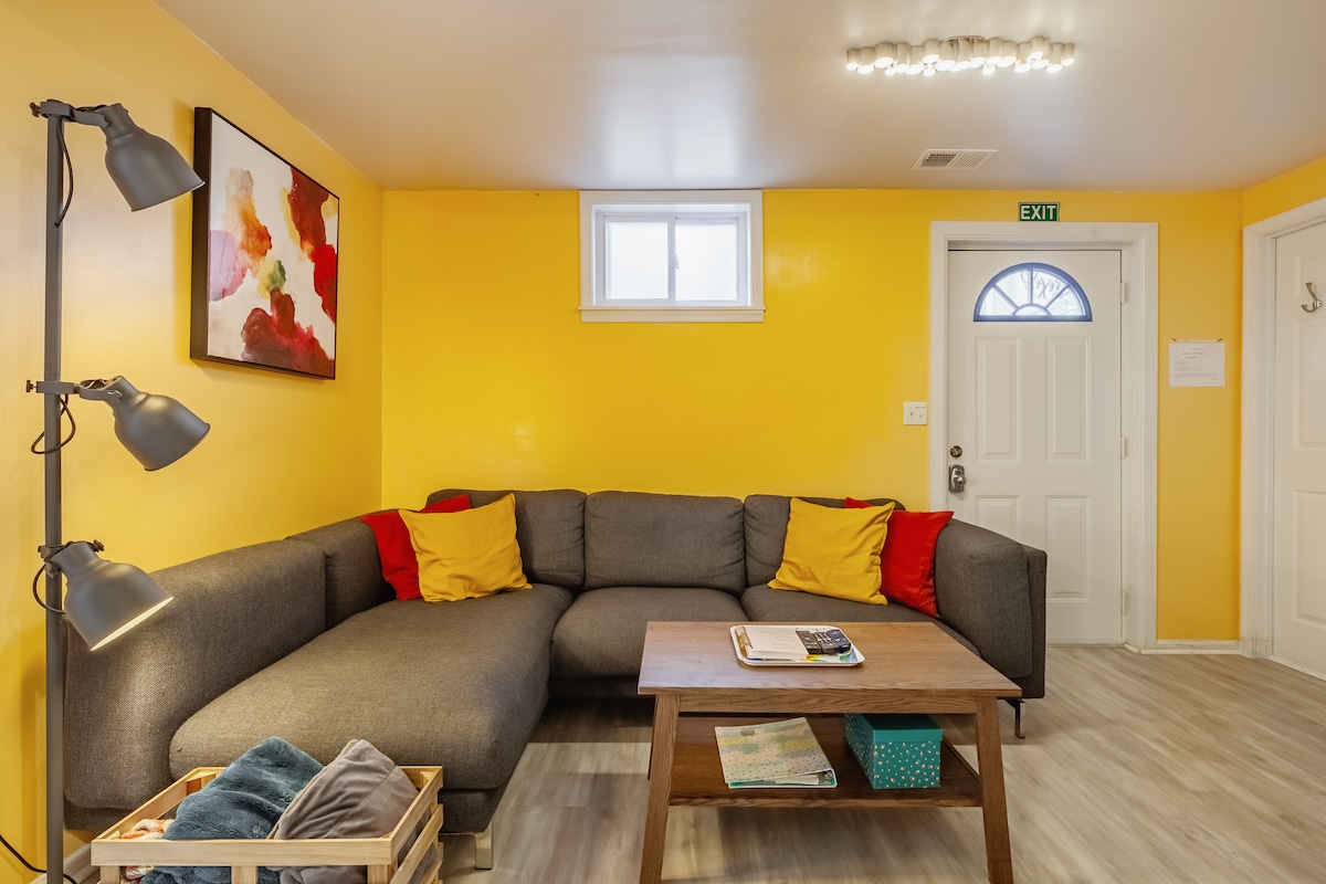 Top performing Airbnb: Peaceful Idyll in Riverdale Park in Washington Dc Suburbs