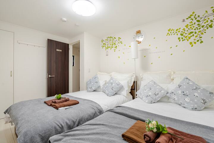 Shinjuku 3 min Luxury 3BR Shibuya 2 bathroom wifi gallery image 5