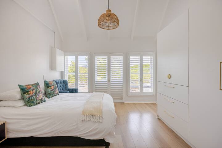 Family beach house gallery image 5