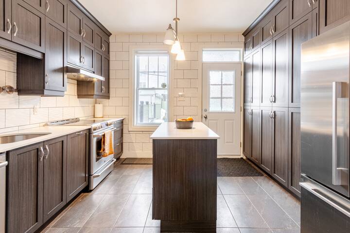 Classy Apartment in Verdun gallery image 5