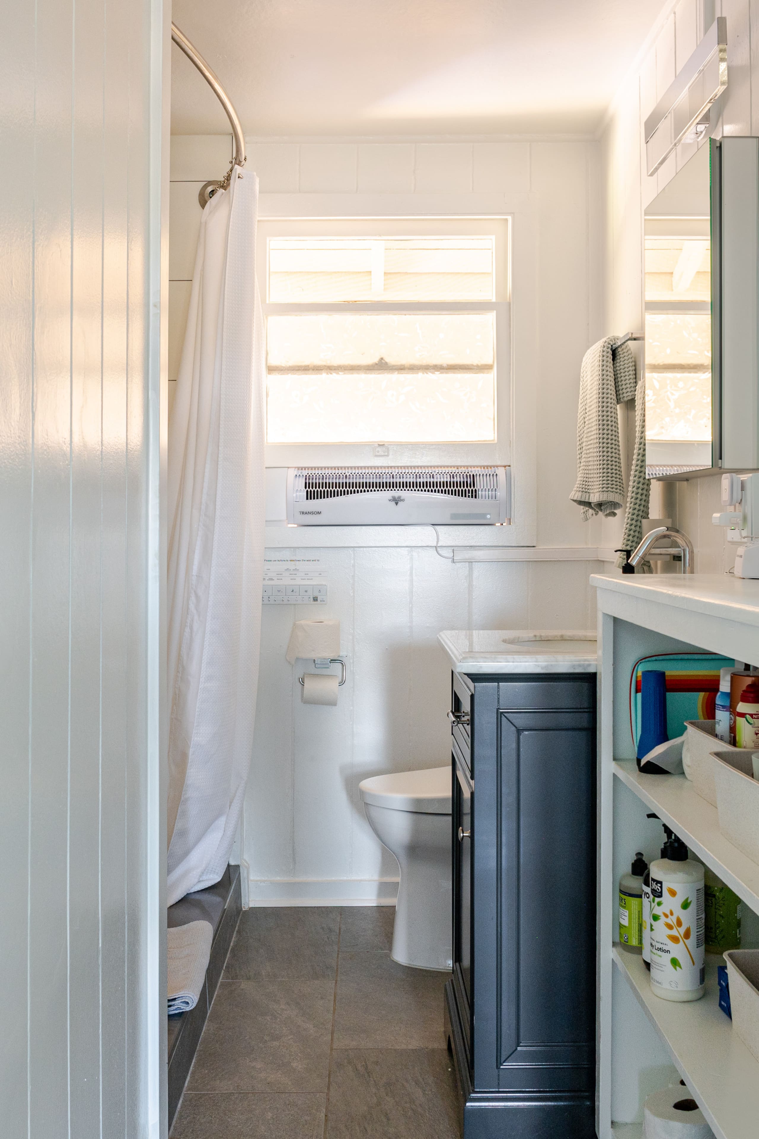 Family Haleiwa home welcoming 3BR - Photo 24