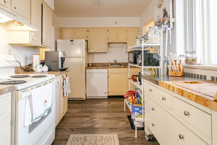 Inactive Hospitality House – 3BR by UR Medical gallery image 4