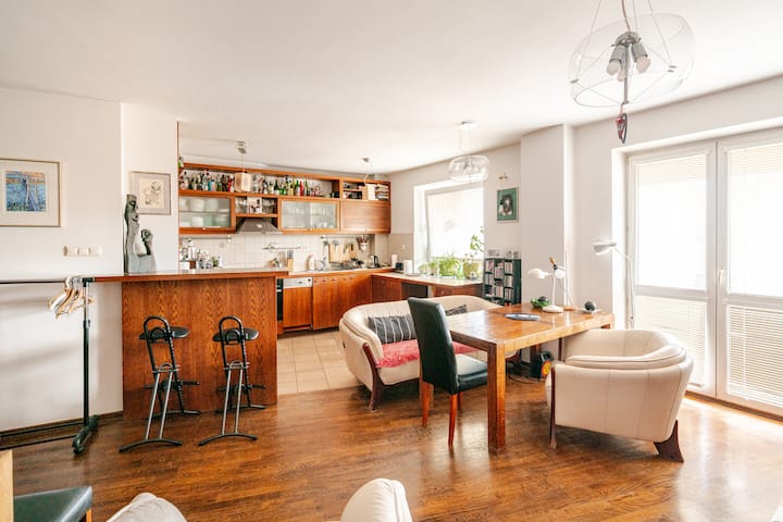 Central Warsaw | Quiet | 8th Floor | Free Parking - Warsaw