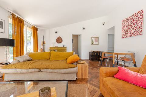 Adorable little house in Provence