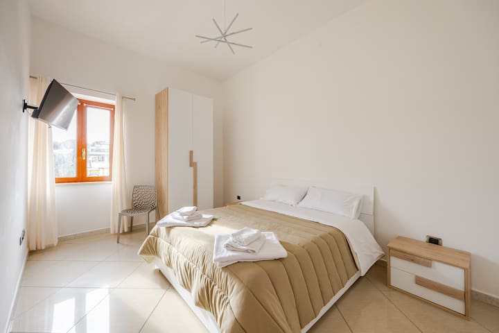 Royal Palace Capodimonte • Near the city center