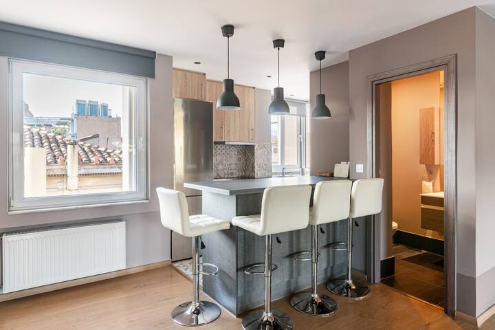 5 min from Acropolis, New Apartment, Amazing View gallery image 2