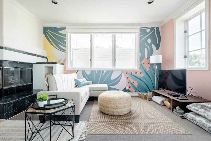 The Mountain Beach House Suite HSR23-000799