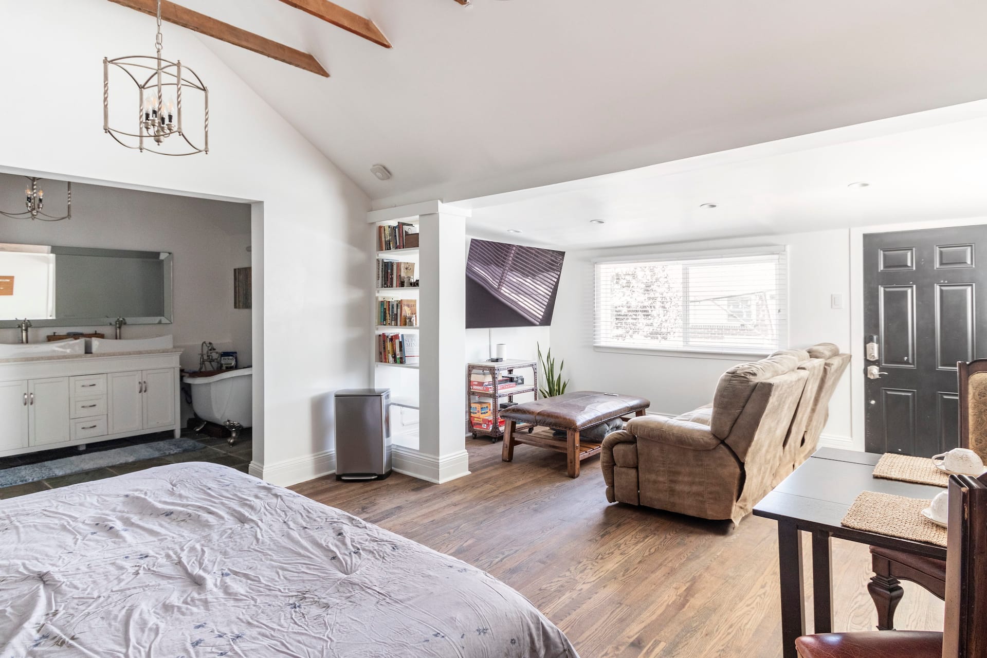 West Highlands Home - perfect for couples