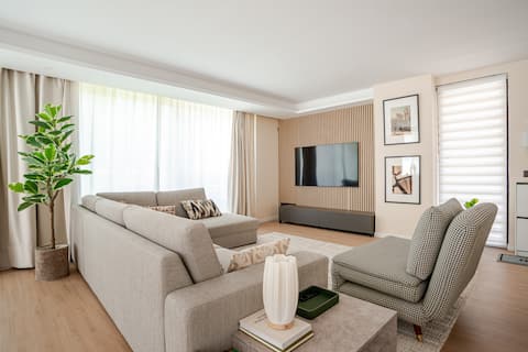 Proprietà Airbnb di successo: Sunlit Garden Villa: 10 Min to Airport, 30 to Rome a Fiumicino