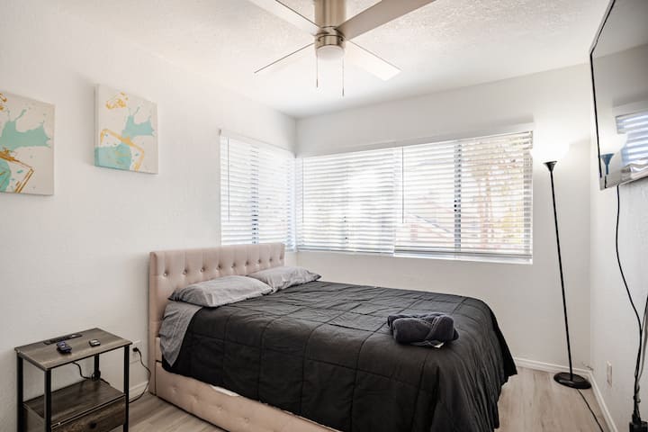 Schlafzimmer 2