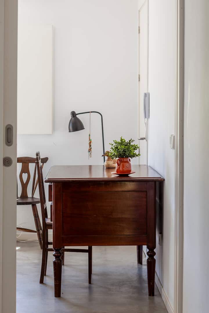 Dormitorio 4 en la terraza superior, con cama matrimonial y Kitchenet 