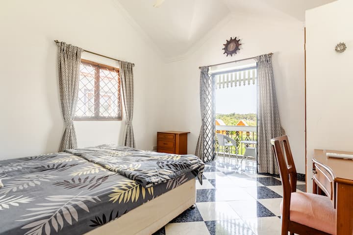 Bedroom 1 image 1
