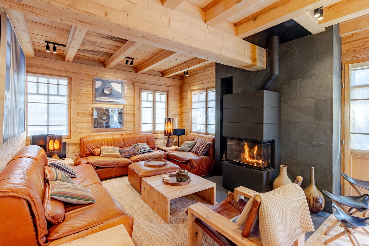 Popular Airbnb listing: -Les Clématites- Exclusive Chalet, Villars Center in Ollon