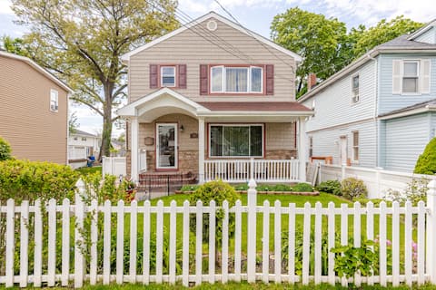 3BR Urban Retreat-With Charm