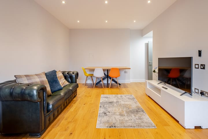 Lovely Central Brentwood Flat - Brentwood
