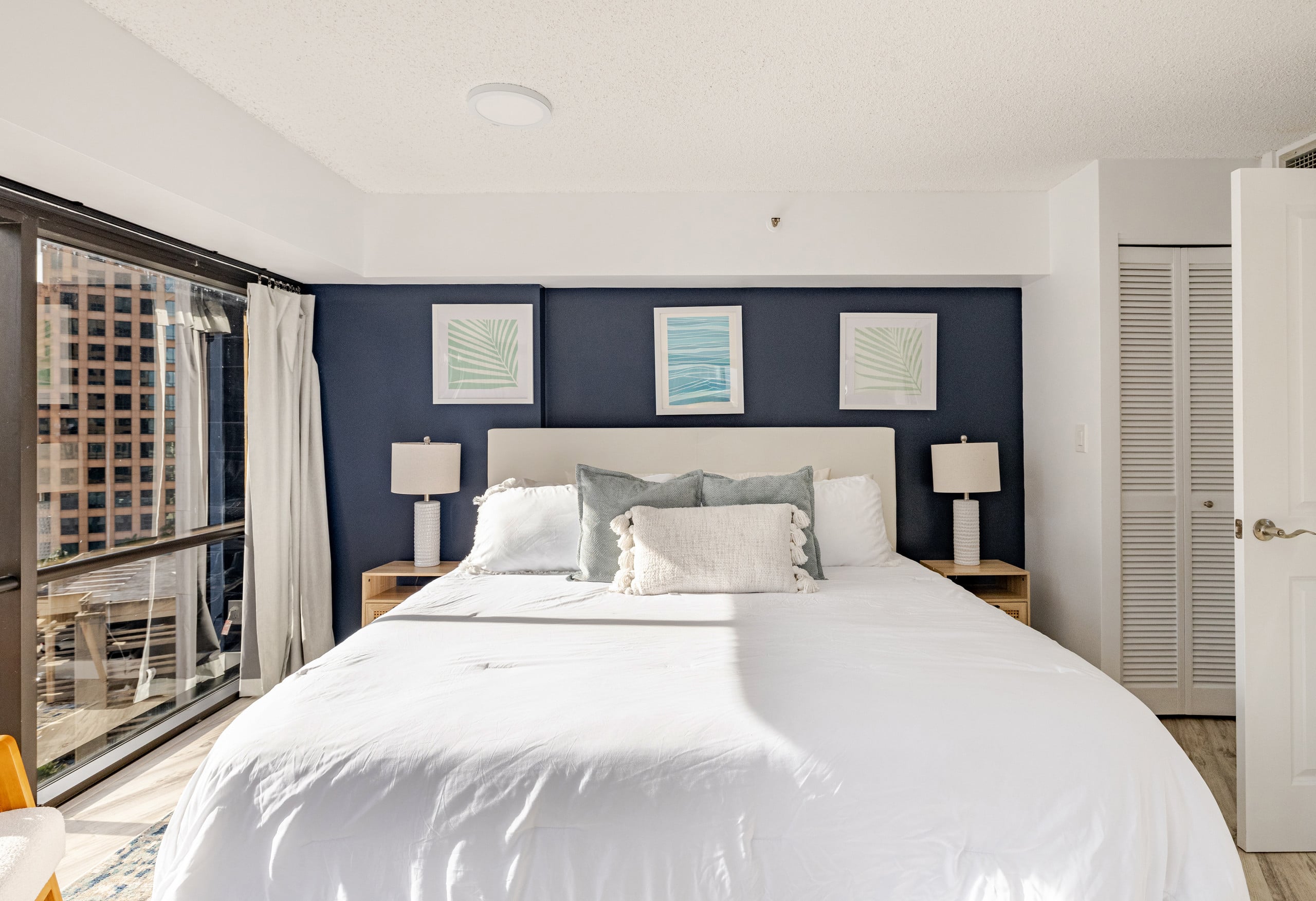 Honolulu Mountain View Condo w/ Free Parking - Image 25