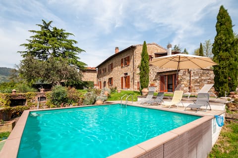 Part of villa private  pool view on Florence